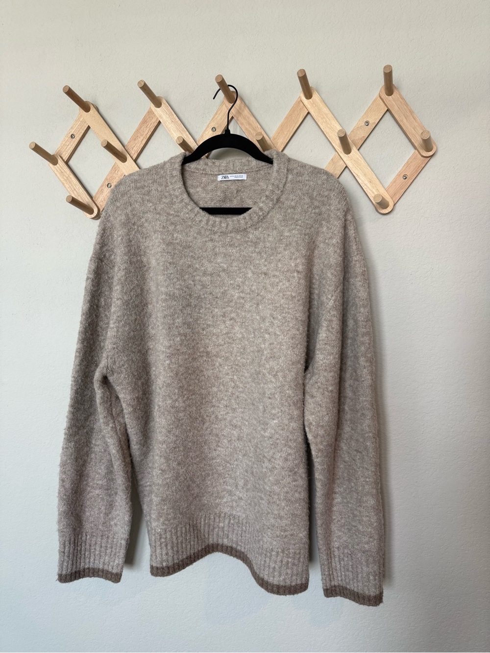 Zara Men Beige Crewneck Sweater